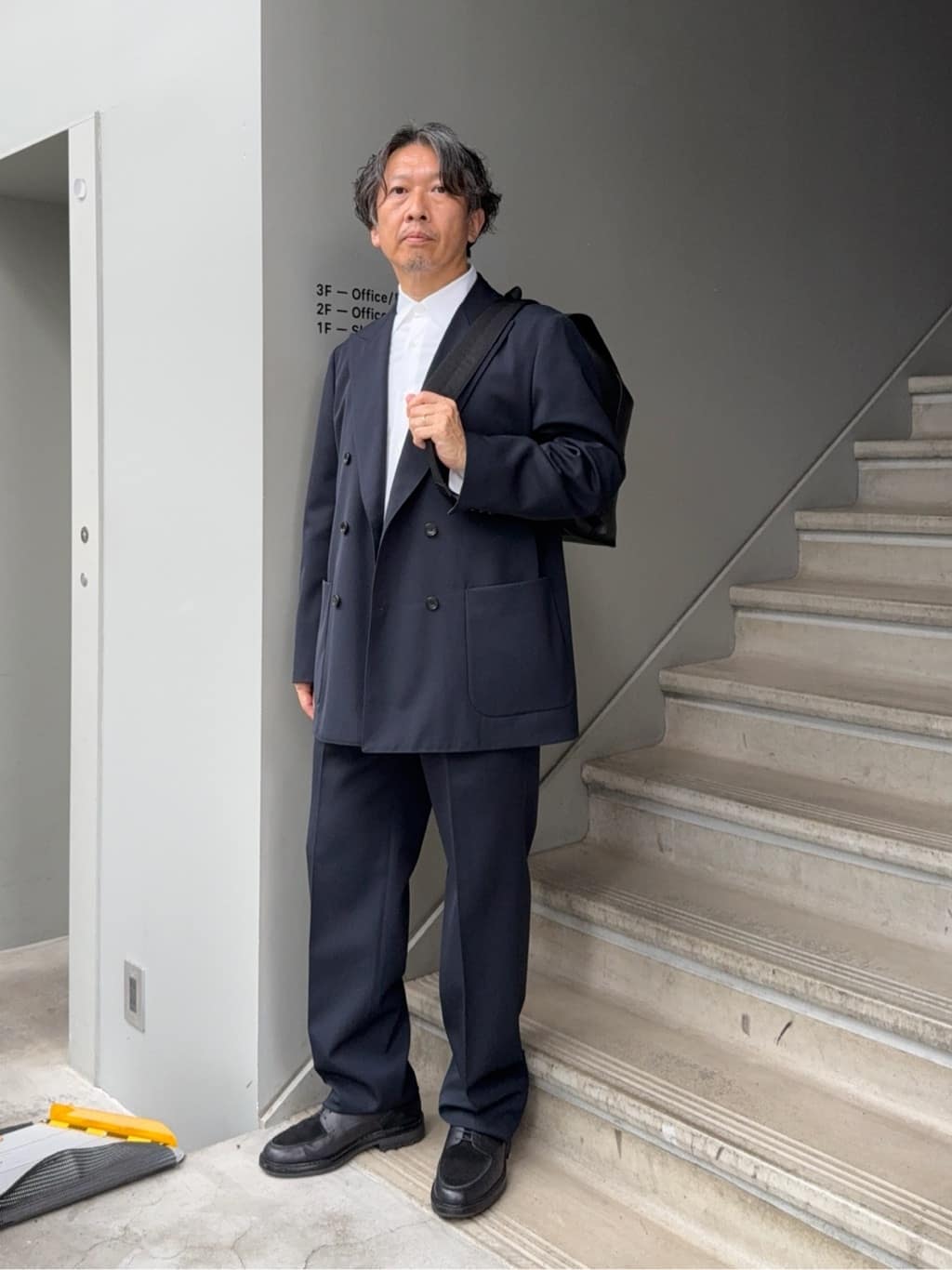 デザイナーTAKEman さんの「TAKEO KIKUCHI｜【THE FLAGSHIP】スーピマ ツイル シャツ」を使ったコーディネート