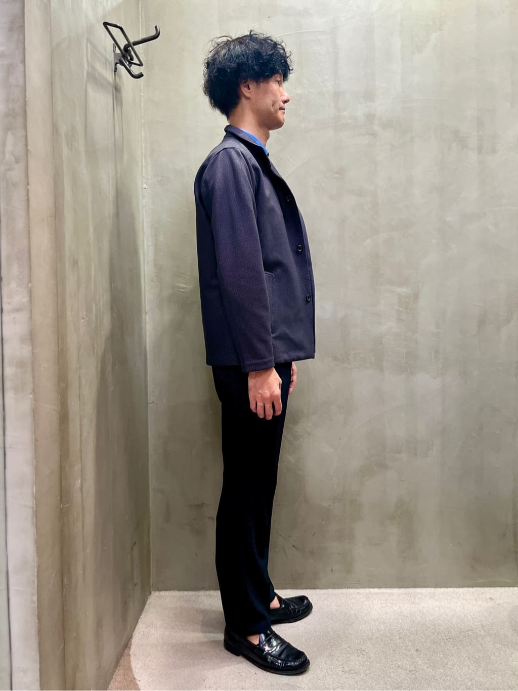 mutoさんの「TAKEO KIKUCHI｜【DOWN FABRIC】ダウンファブリック スタンドカラーブルゾン」を使ったコーディネート