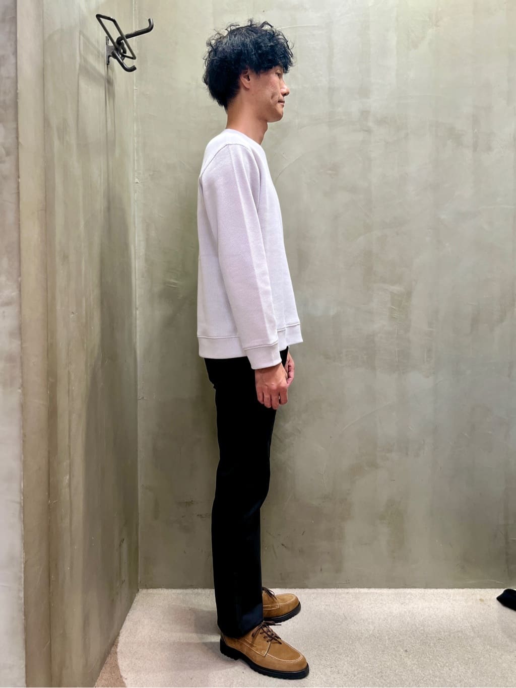 mutoさんの「TAKEO KIKUCHI｜【Made in JAPAN】播州織 ストレッチ パンツ」を使ったコーディネート