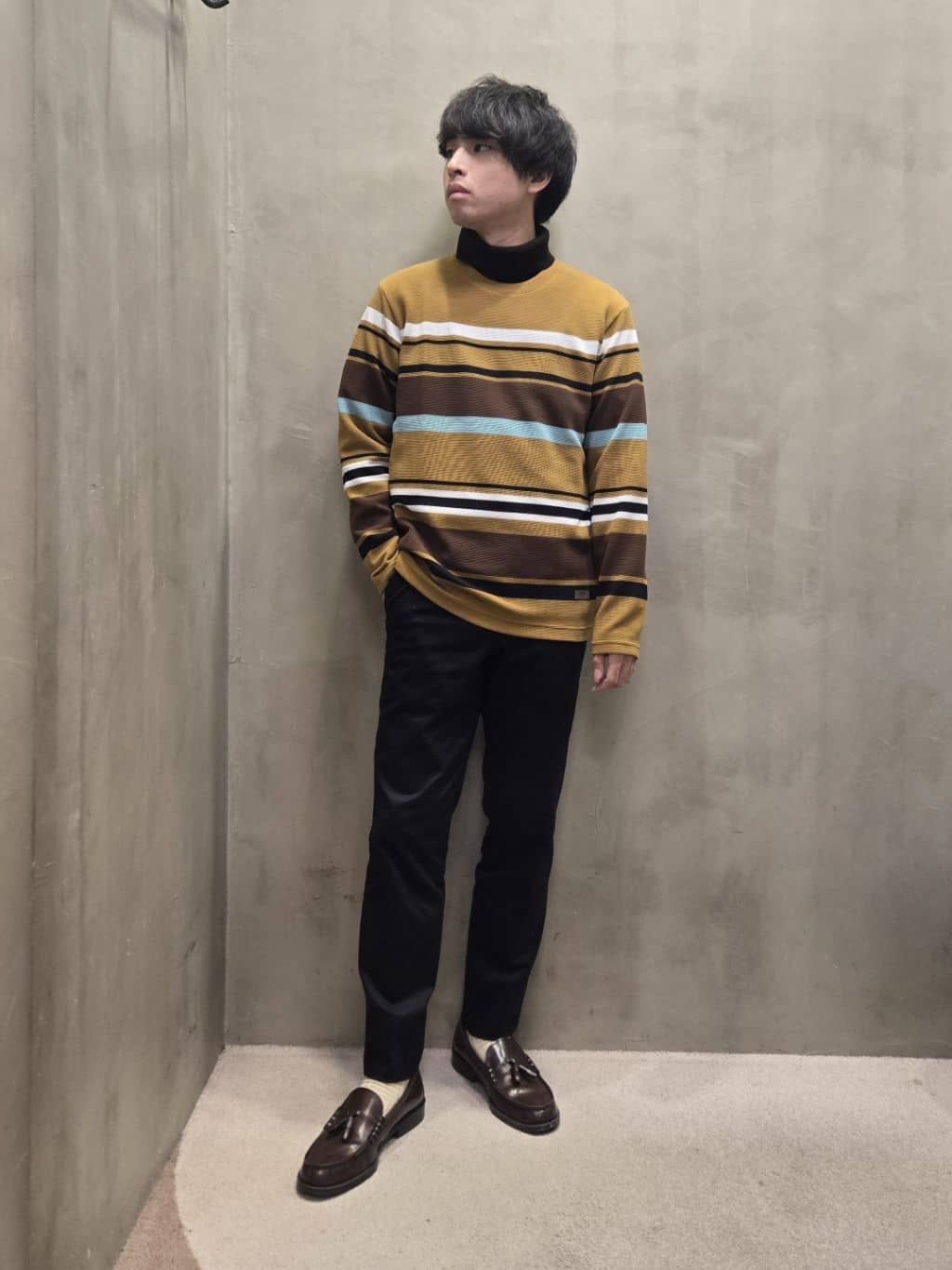 白木駆さんの「TAKEO KIKUCHI｜【オフィスカジュアル対応】ドレス チノパンツ」を使ったコーディネート