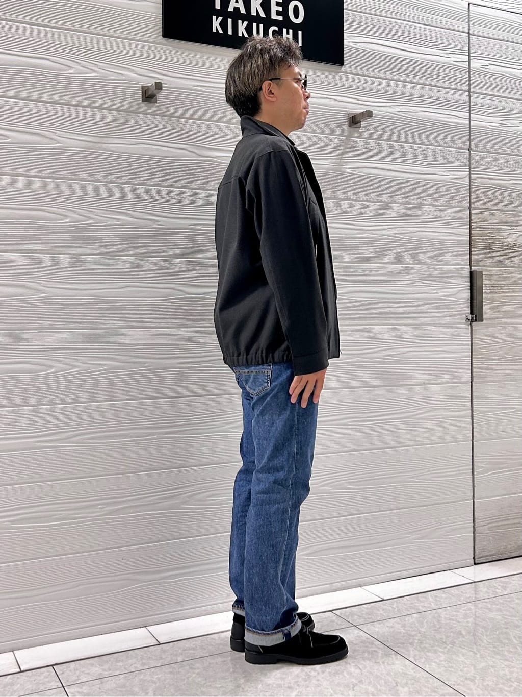 すーさんの「TAKEO KIKUCHI｜【モンスターストレッチ】日本製 ウォッシュド デニムパンツ」を使ったコーディネート