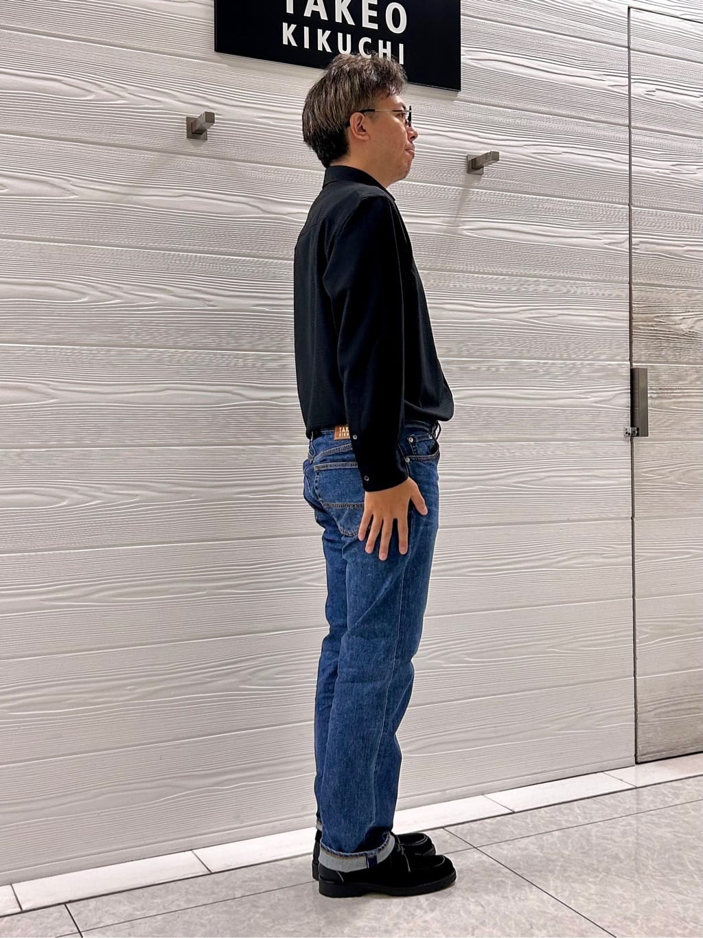 すーさんの「TAKEO KIKUCHI｜【モンスターストレッチ】日本製 ウォッシュド デニムパンツ」を使ったコーディネート