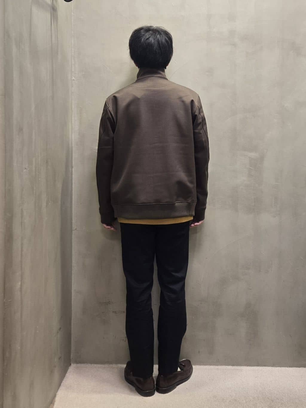 白木駆さんの「TAKEO KIKUCHI｜【オフィスカジュアル対応】ドレス チノパンツ」を使ったコーディネート