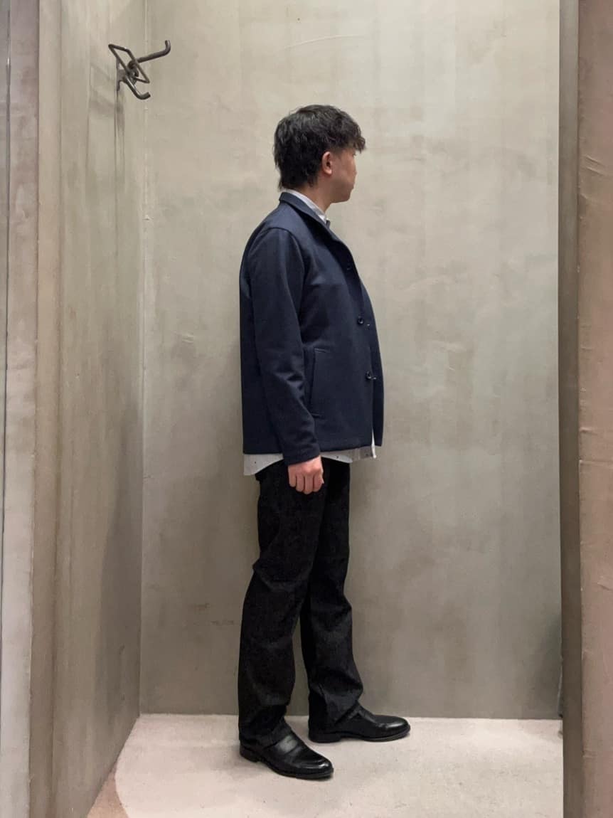 コウノ モトヤさんの「TAKEO KIKUCHI｜【DOWN FABRIC】ダウンファブリック スタンドカラーブルゾン」を使ったコーディネート