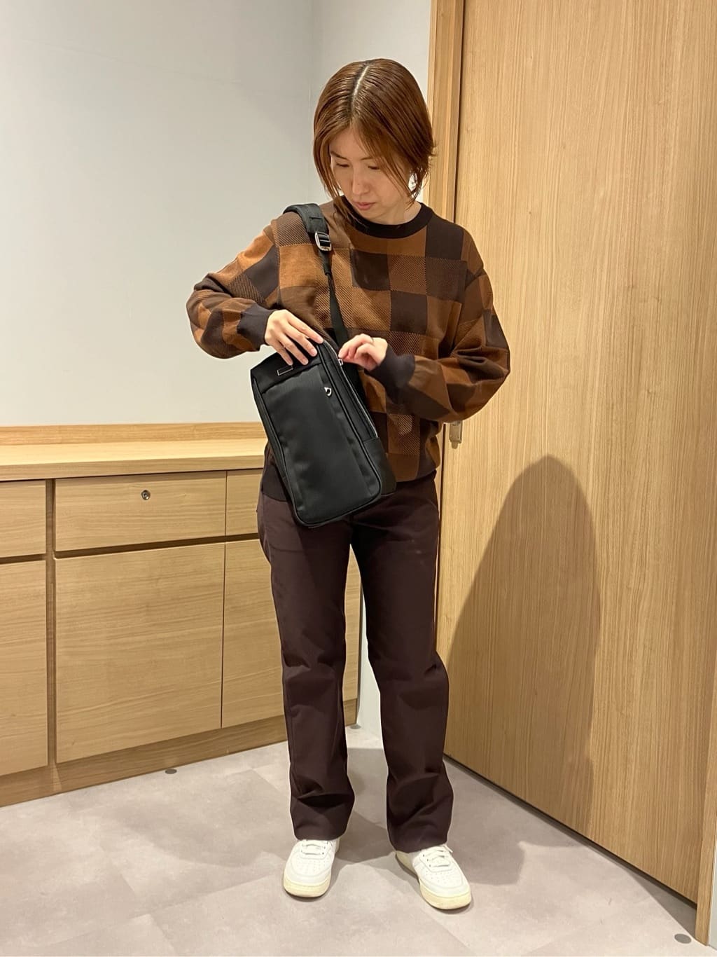 みかさんの「TAKEO KIKUCHI｜【Made in JAPAN】播州織 ストレッチ パンツ」を使ったコーディネート