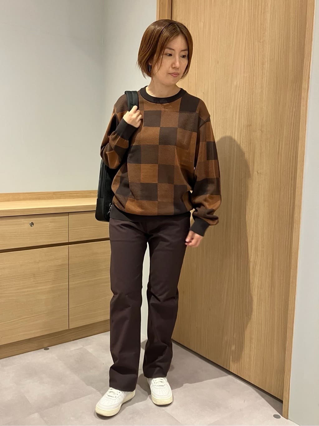 みかさんの「TAKEO KIKUCHI｜【Made in JAPAN】播州織 ストレッチ パンツ」を使ったコーディネート
