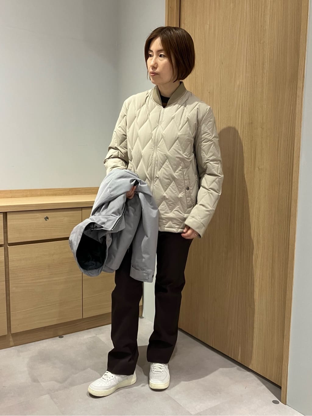 みかさんの「TAKEO KIKUCHI｜【Made in JAPAN】播州織 ストレッチ パンツ」を使ったコーディネート