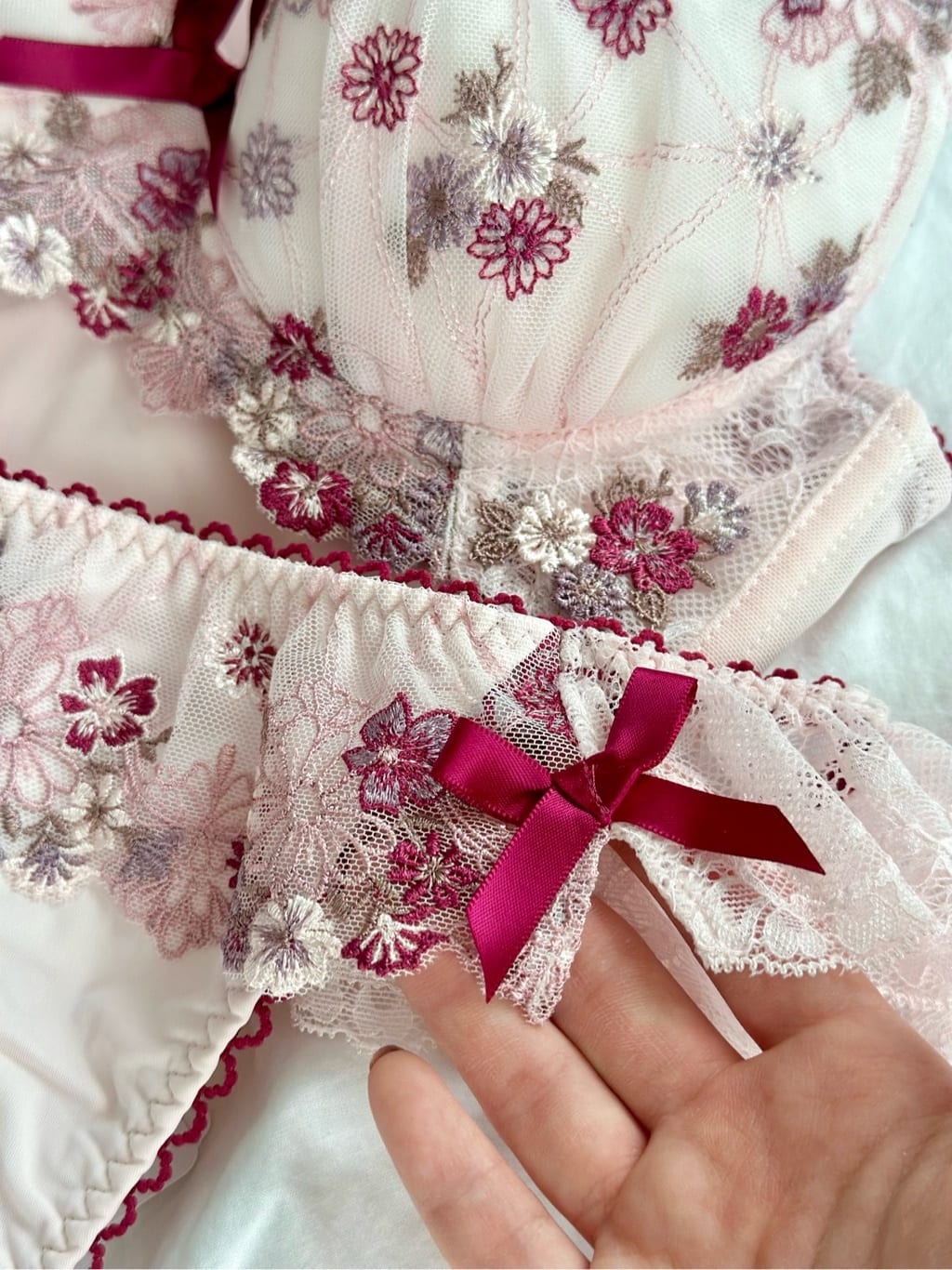 misakiさんの「Risa Magli｜アレッタ ブラジャー（E-F）＜サイドシェイプ＞」を使ったコーディネート