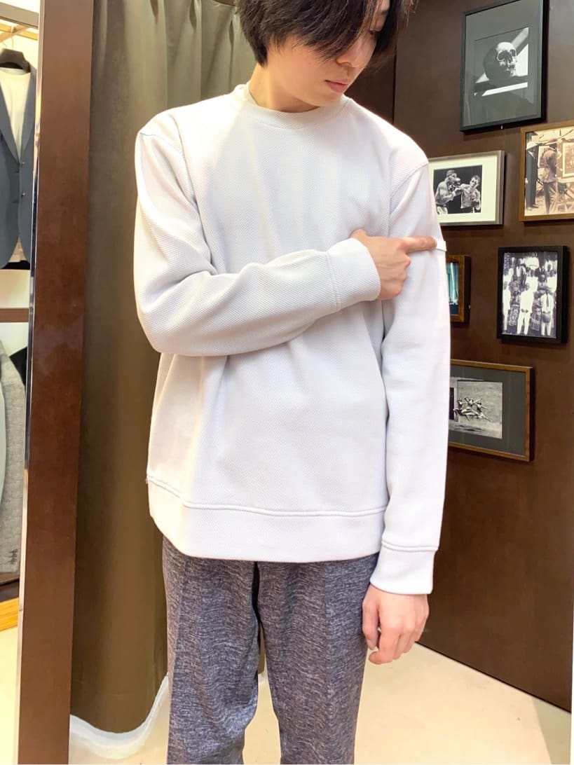 コバヤシさんの「TAKEO KIKUCHI｜【ONOFF対応】TRダブルニット ストレッチパンツ」を使ったコーディネート