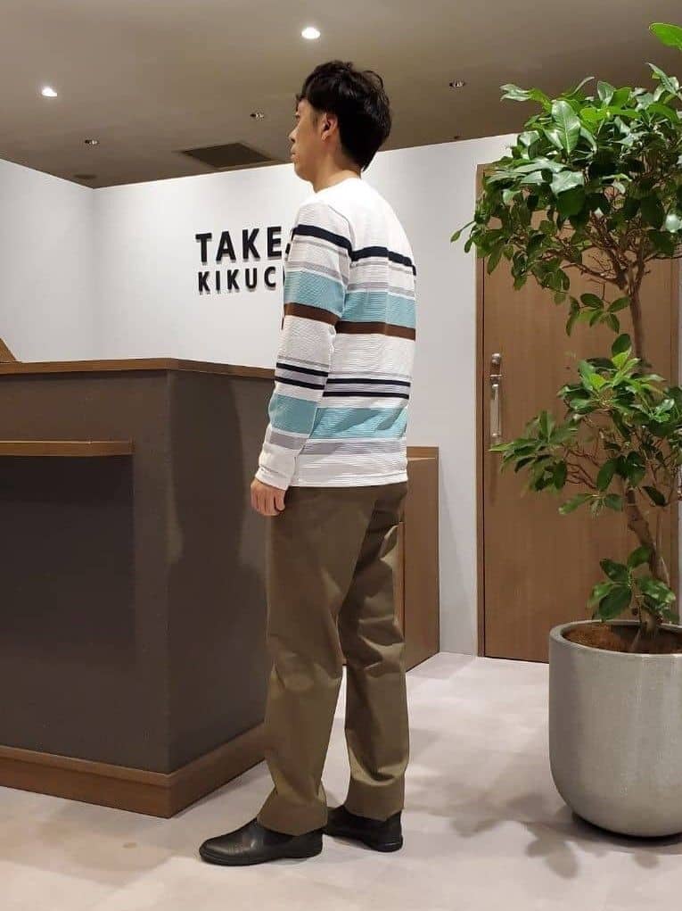ishidaさんの「TAKEO KIKUCHI｜【オフィスカジュアル対応】ドレス チノパンツ」を使ったコーディネート