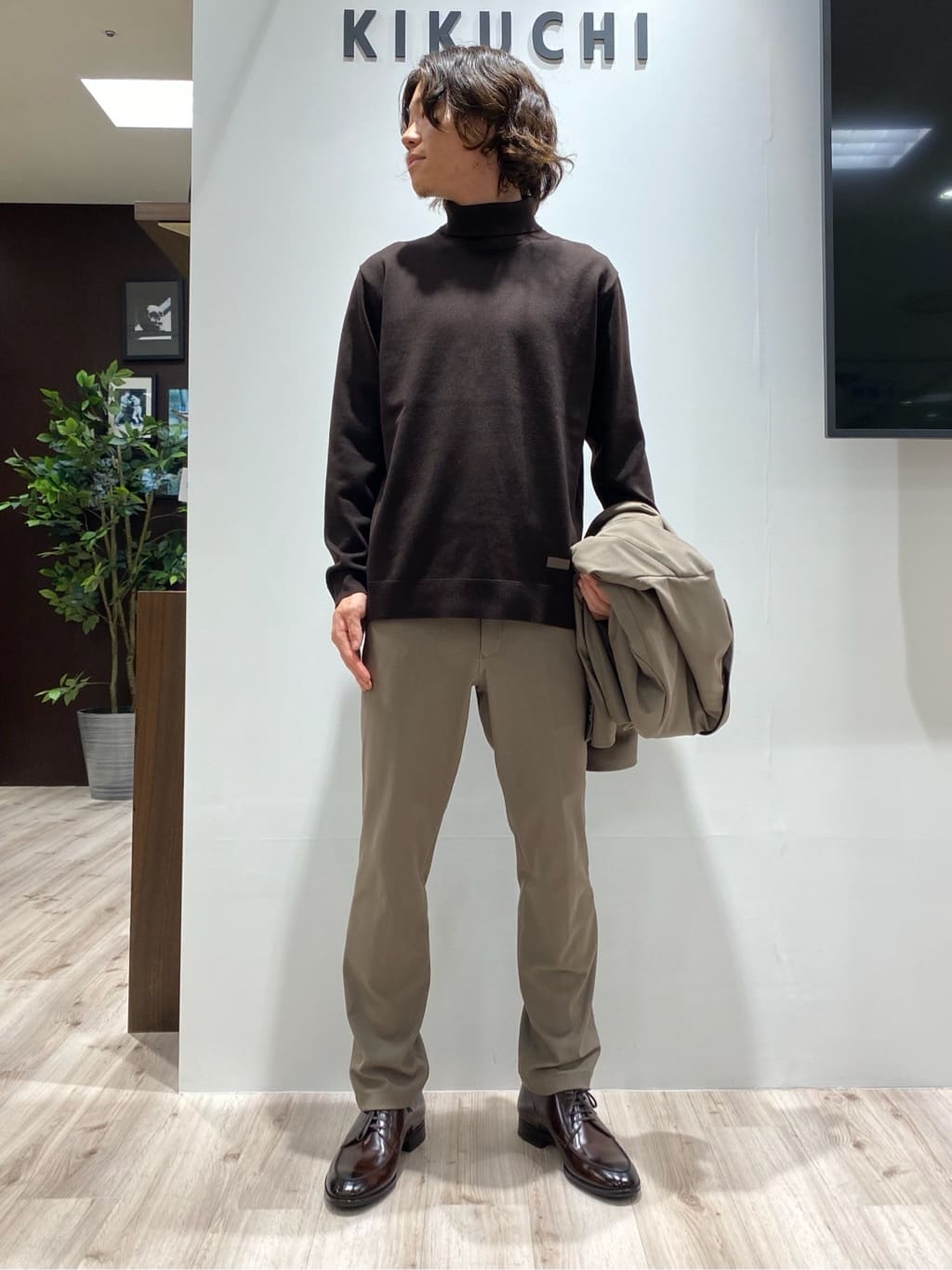 Kaiさんの「TAKEO KIKUCHI｜日本製 Uチップ ドレスシューズ」を使ったコーディネート