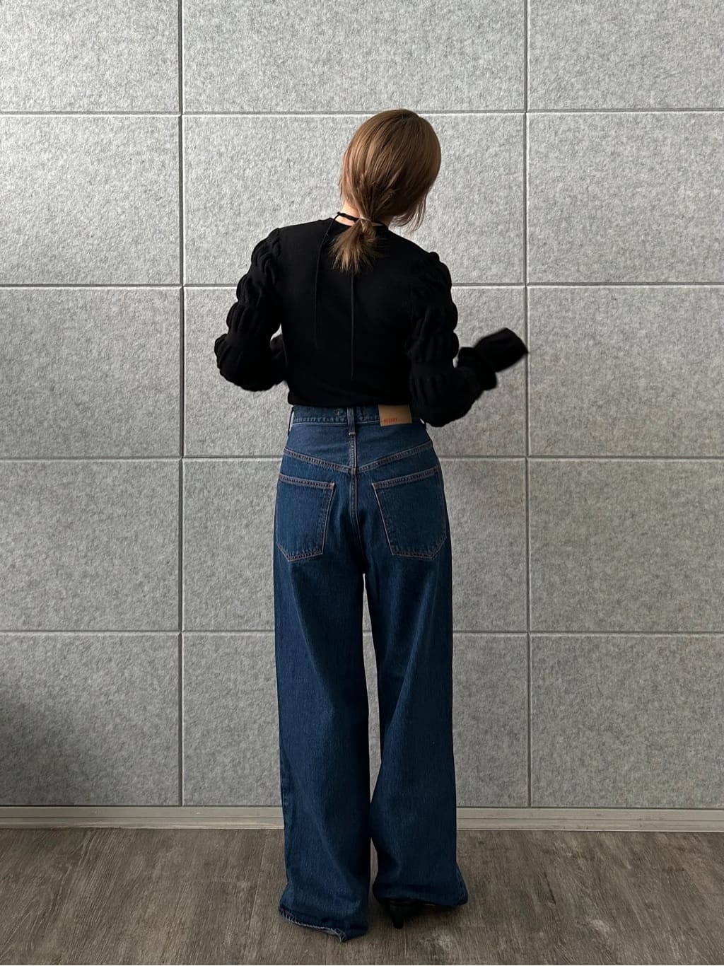 erikaさんの「CODE A｜gathered sleeves knit」を使ったコーディネート