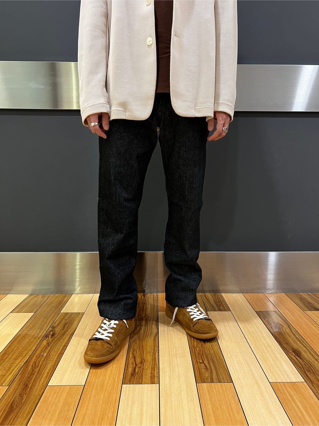 yutoさんの「TAKEO KIKUCHI｜【モンスターストレッチ】日本製 ワンウォッシュ デニムパンツ」を使ったコーディネート