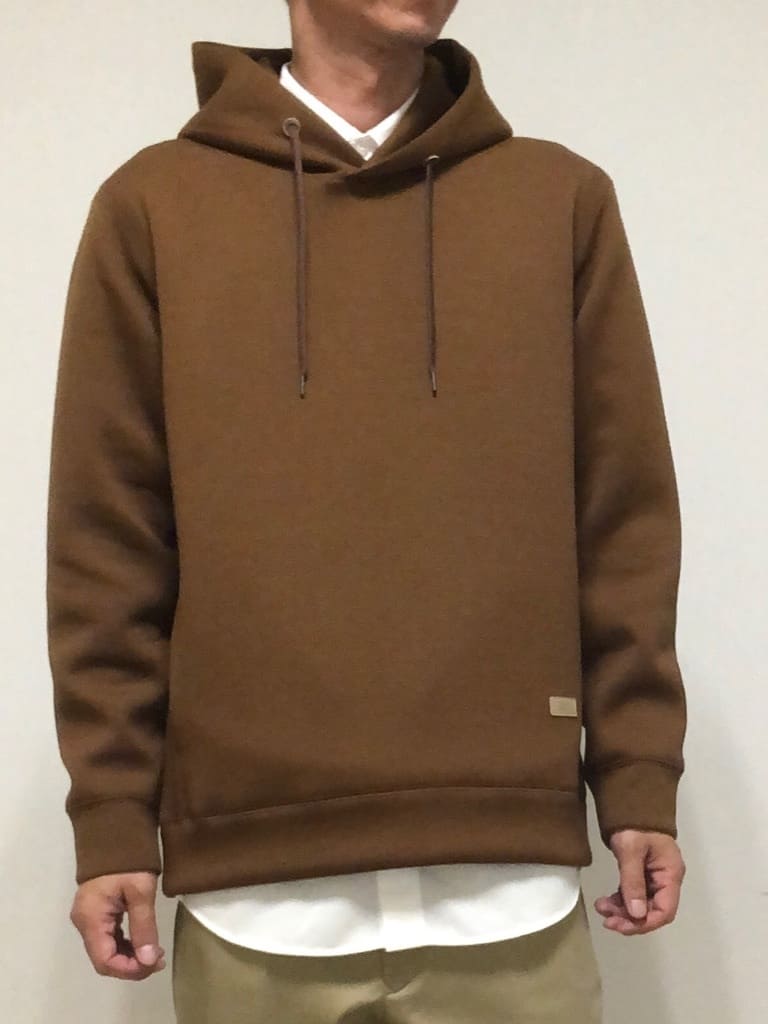 Miyazyさんの「TAKEO KIKUCHI｜【オフィスカジュアル対応】ドレス チノパンツ」を使ったコーディネート