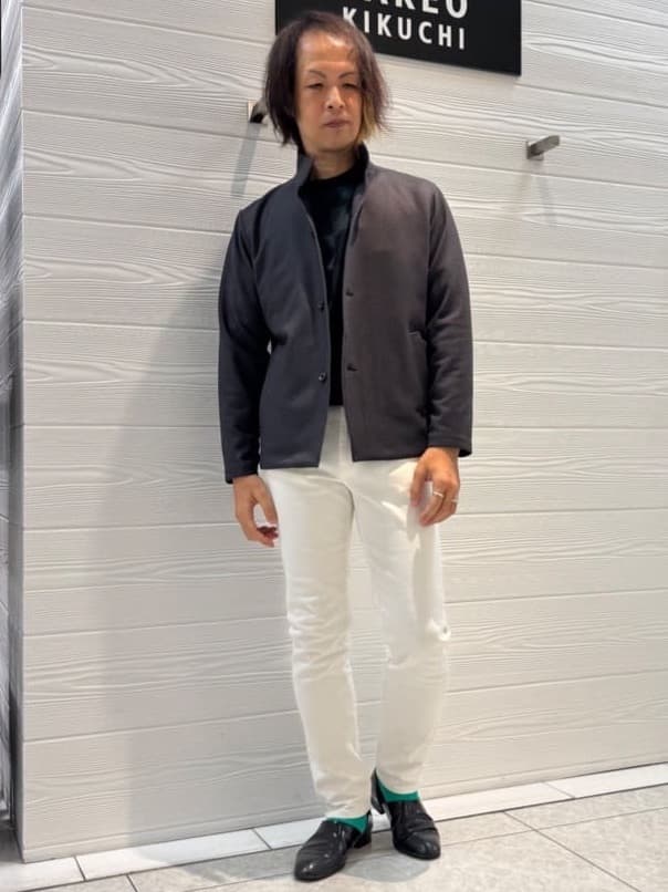 井出恭輔さんの「TAKEO KIKUCHI｜【DOWN FABRIC】ダウンファブリック スタンドカラーブルゾン」を使ったコーディネート