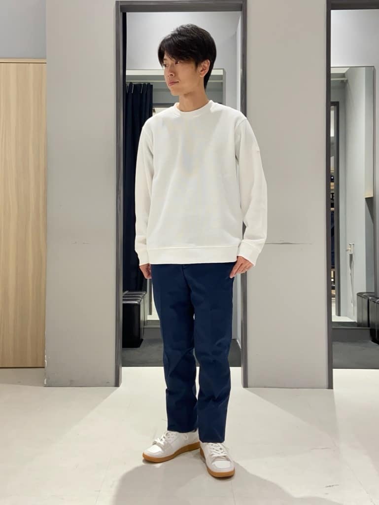 わいずみさんの「TAKEO KIKUCHI｜【オフィスカジュアル対応】ドレス チノパンツ」を使ったコーディネート