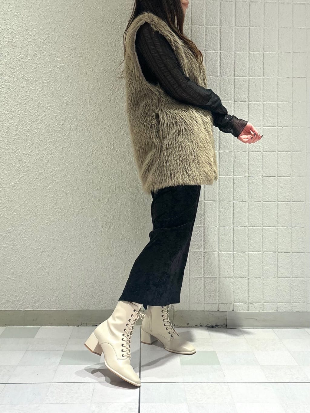 Akiさんの「ESPERANZA｜レースアップミドルヒールブーツ」を使ったコーディネート