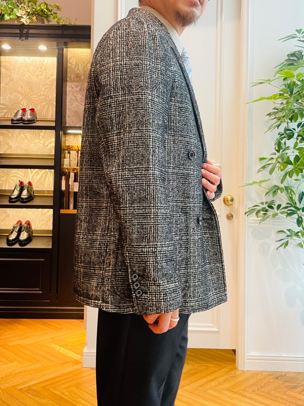 鶴田大士さんの「DRESSTERIOR｜【撥水加工/Safari5月号掲載】ローファー」を使ったコーディネート