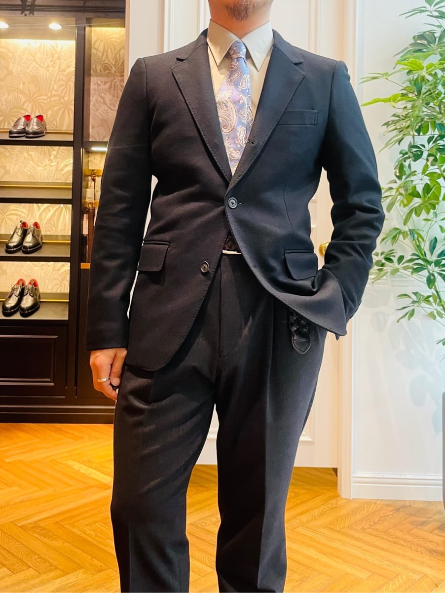 鶴田大士さんの「DRESSTERIOR｜【撥水加工/Safari5月号掲載】ローファー」を使ったコーディネート