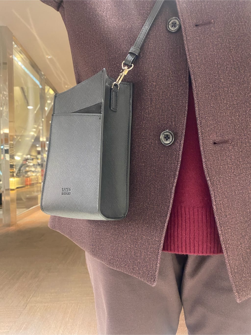 ウミさんの「TAKEO KIKUCHI｜【DOWN FABRIC】ダウンファブリック スタンドカラーブルゾン」を使ったコーディネート