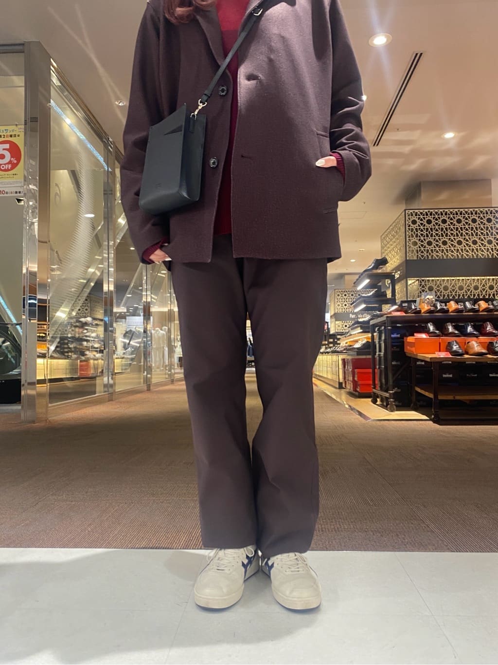ウミさんの「TAKEO KIKUCHI｜【DOWN FABRIC】ダウンファブリック スタンドカラーブルゾン」を使ったコーディネート