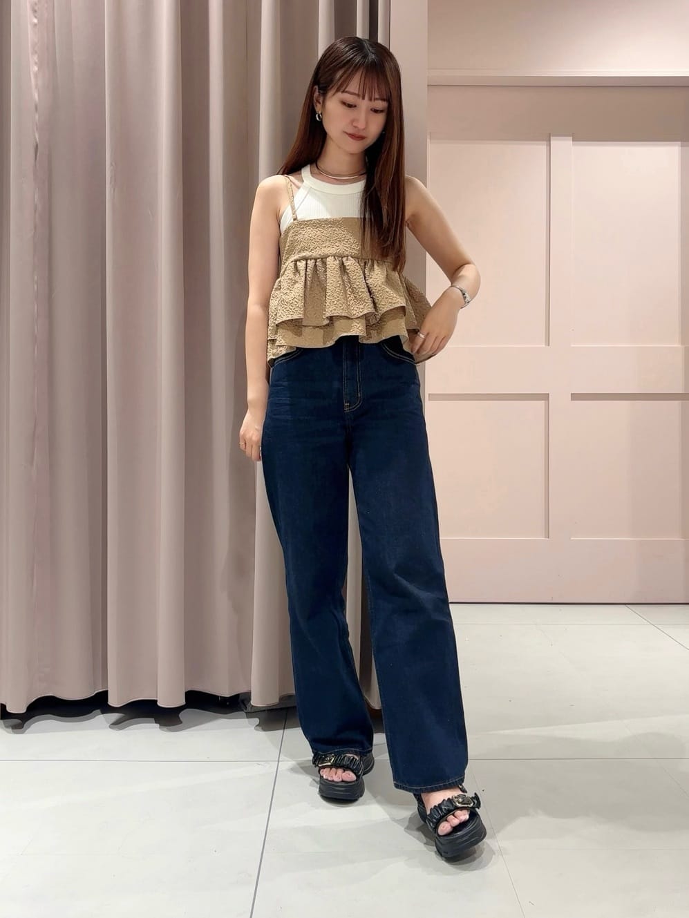 RINAさんの「ESPERANZA｜厚底クシュクシュベルトスポサン」を使ったコーディネート