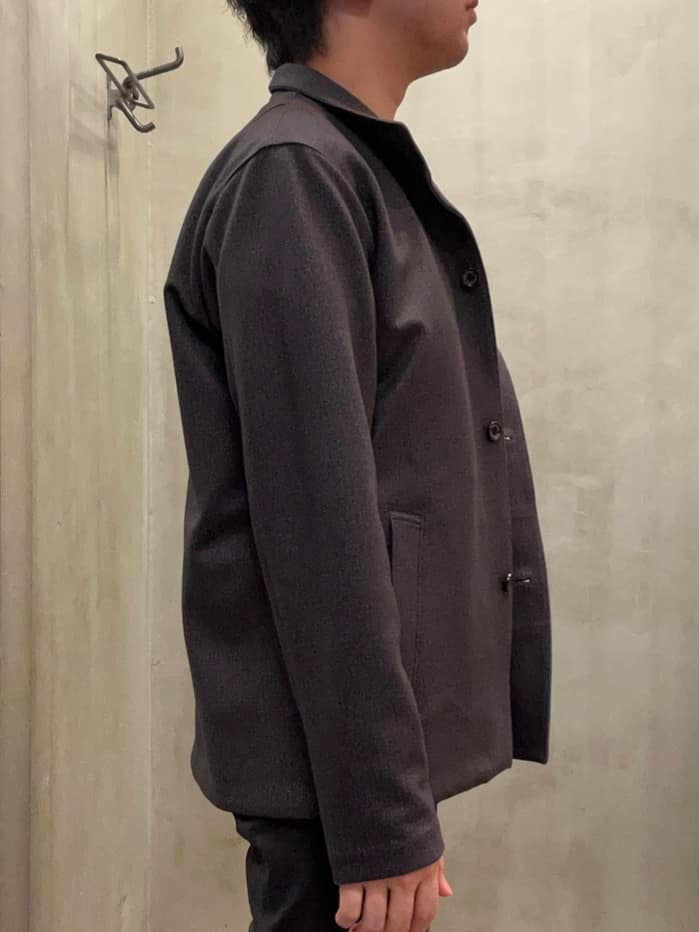 コウノ モトヤさんの「TAKEO KIKUCHI｜【DOWN FABRIC】ダウンファブリック スタンドカラーブルゾン」を使ったコーディネート