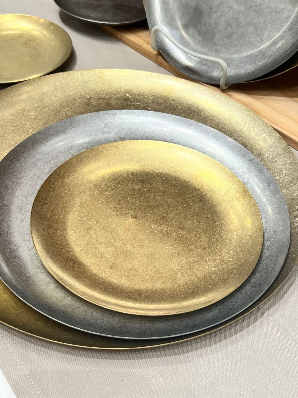 nagiさんの「212 KITCHEN STORE｜ウェーブ グラス SV シルバー」を使ったコーディネート