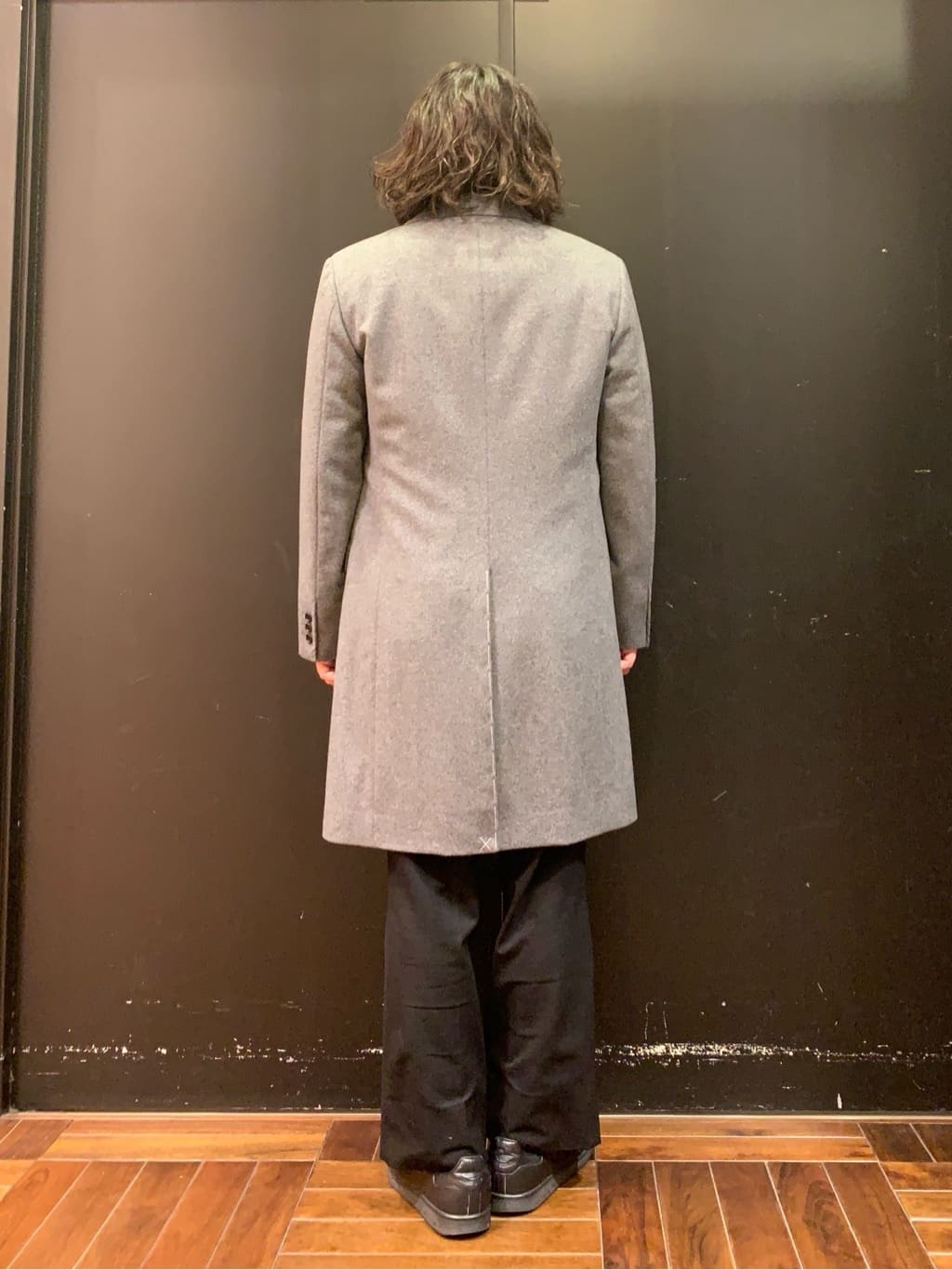 木村剛さんの「TAKEO KIKUCHI｜ウールカシミヤブレンド チェスターコート」を使ったコーディネート