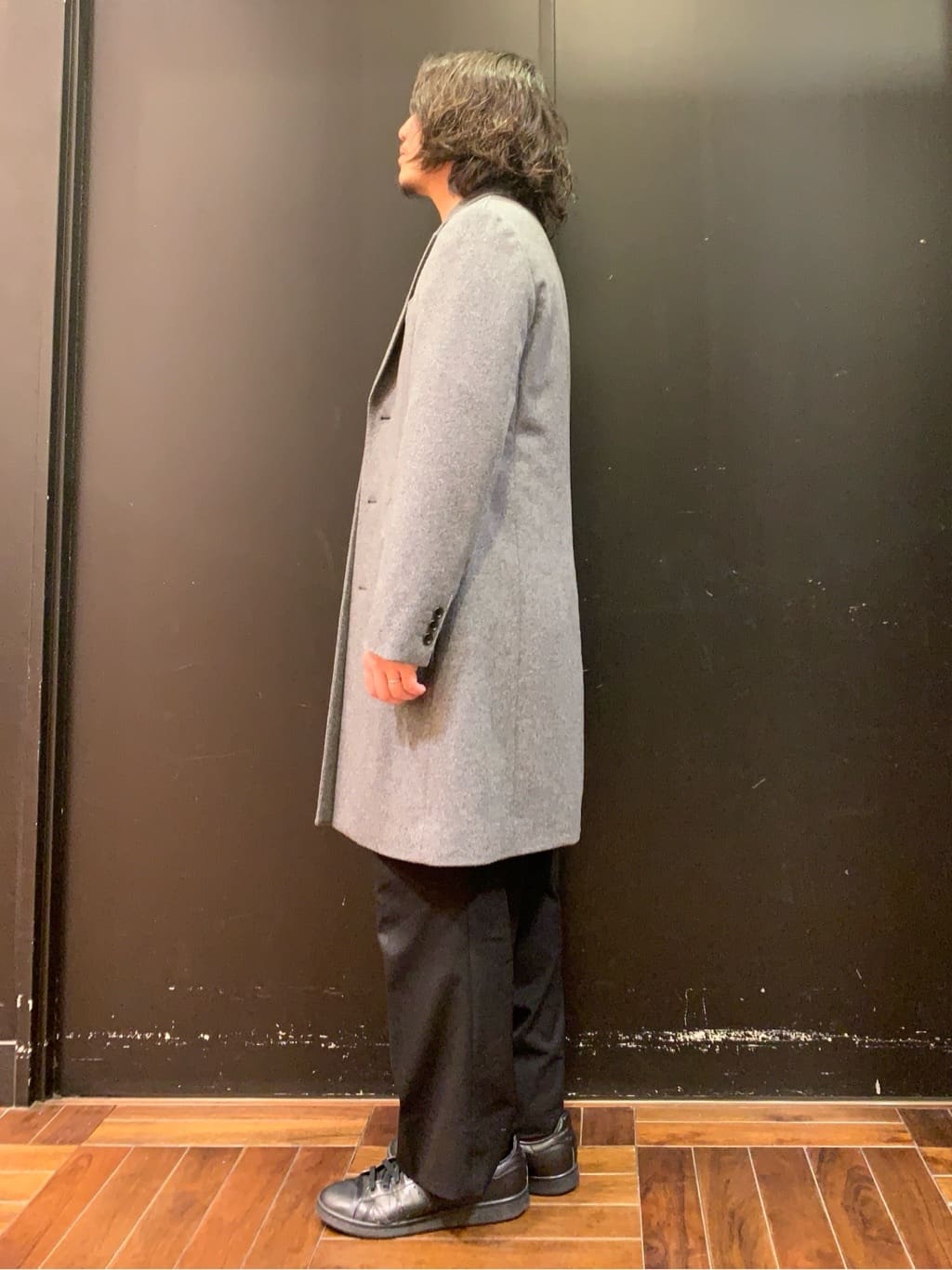 木村剛さんの「TAKEO KIKUCHI｜ウールカシミヤブレンド チェスターコート」を使ったコーディネート