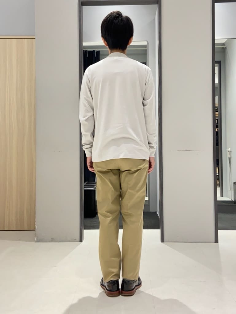 わいずみさんの「TAKEO KIKUCHI｜【オフィスカジュアル対応】ドレス チノパンツ」を使ったコーディネート