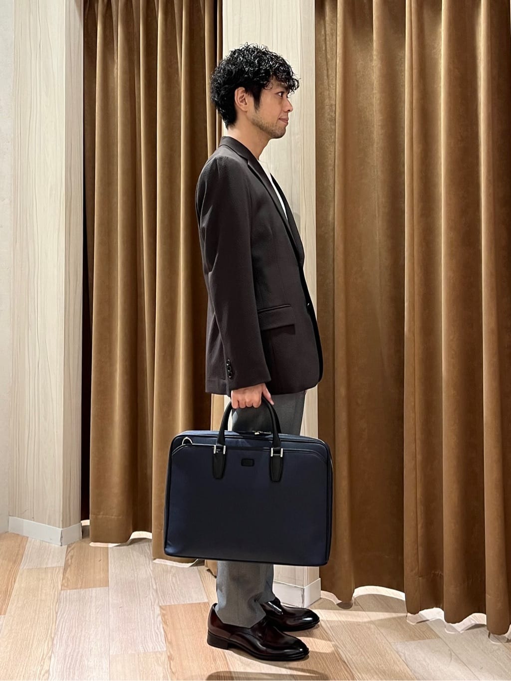 URAさんの「TAKEO KIKUCHI｜日本製 Uチップ ドレスシューズ」を使ったコーディネート