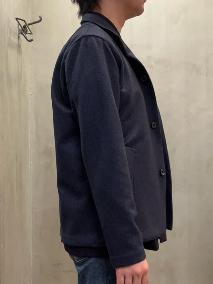 コウノ モトヤさんの「TAKEO KIKUCHI｜【DOWN FABRIC】ダウンファブリック スタンドカラーブルゾン」を使ったコーディネート