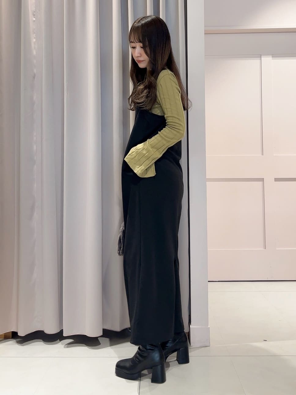 RINAさんの「ESPERANZA｜2WAY トート ショルダーバッグ ファー」を使ったコーディネート