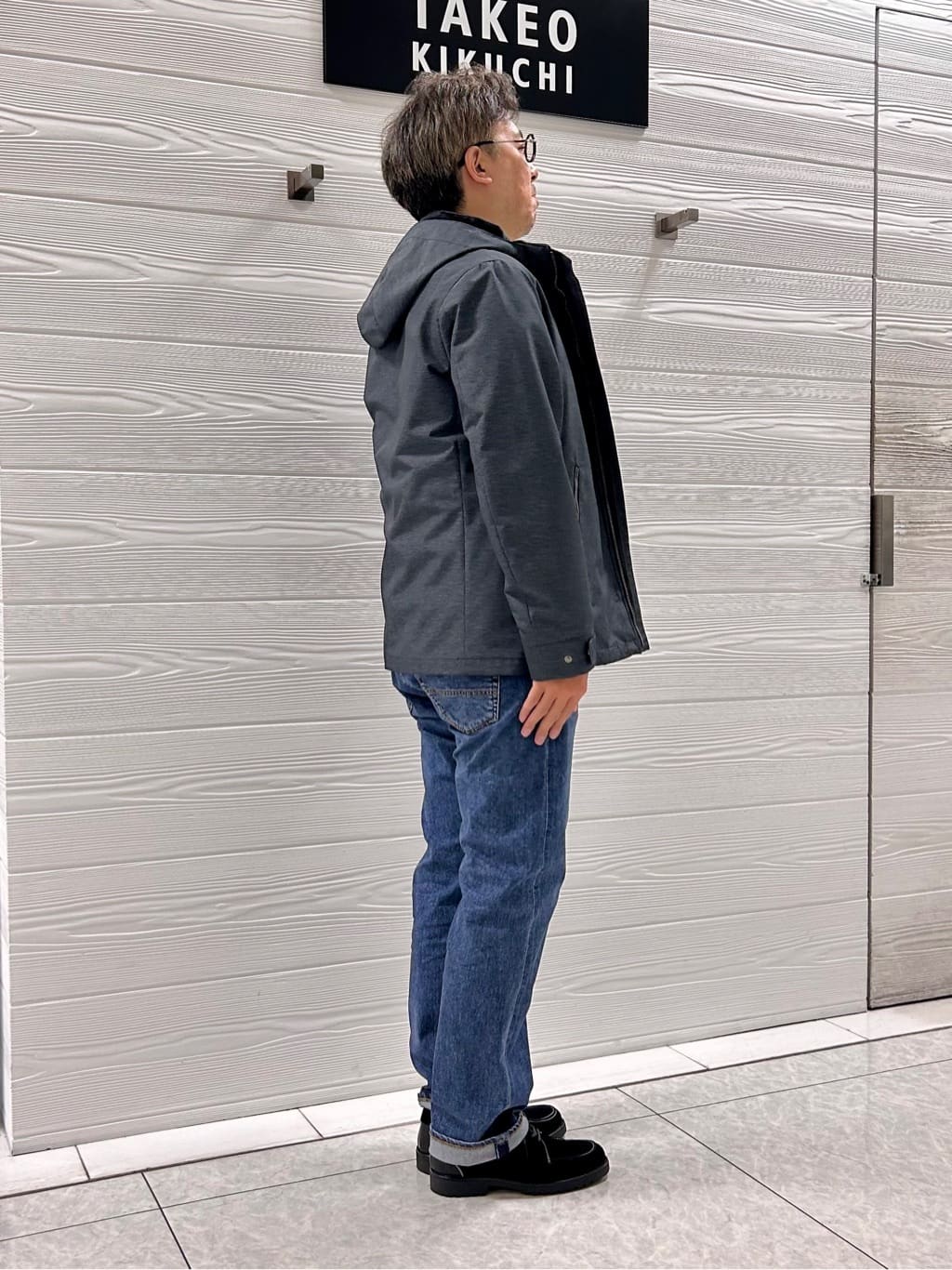 すーさんの「TAKEO KIKUCHI｜【モンスターストレッチ】日本製 ウォッシュド デニムパンツ」を使ったコーディネート