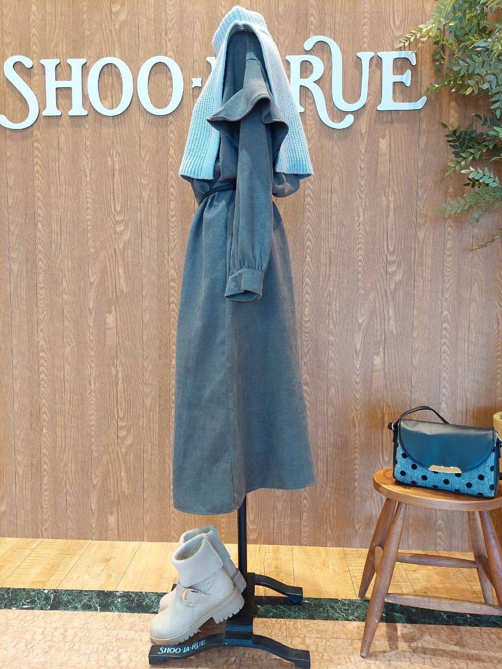 MARIEさんの「SHOO･LA･RUE｜」を使ったコーディネート