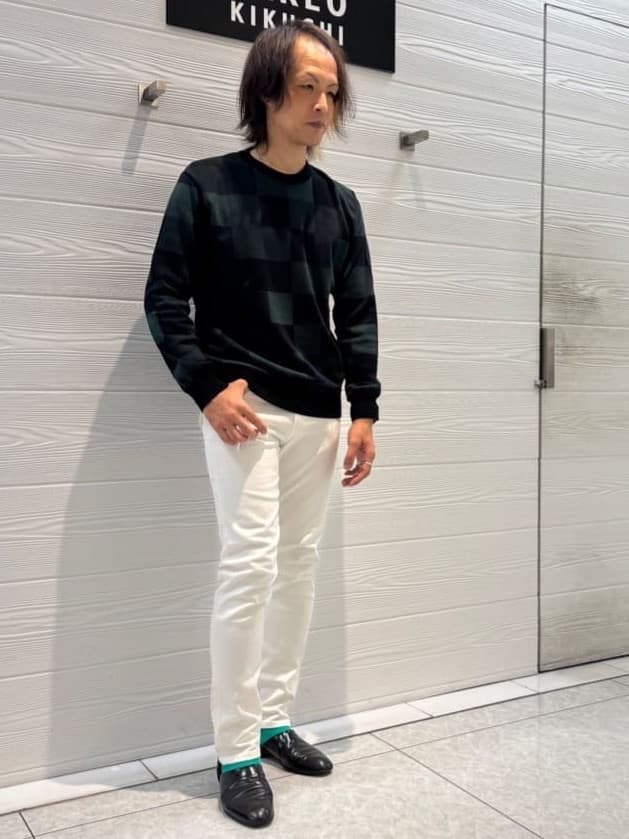 井出恭輔さんの「TAKEO KIKUCHI｜【Sサイズ～】ストレッチ デニム パンツ」を使ったコーディネート