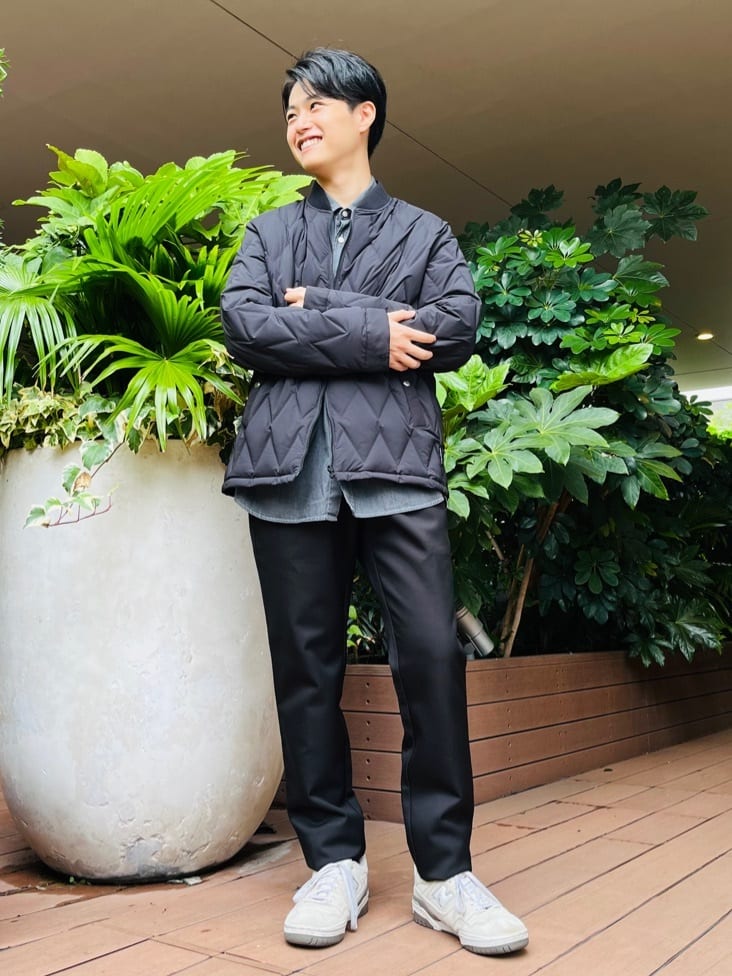 ワッキーさんの「TAKEO KIKUCHI｜【Made in JAPAN】播州織 ストレッチ パンツ」を使ったコーディネート