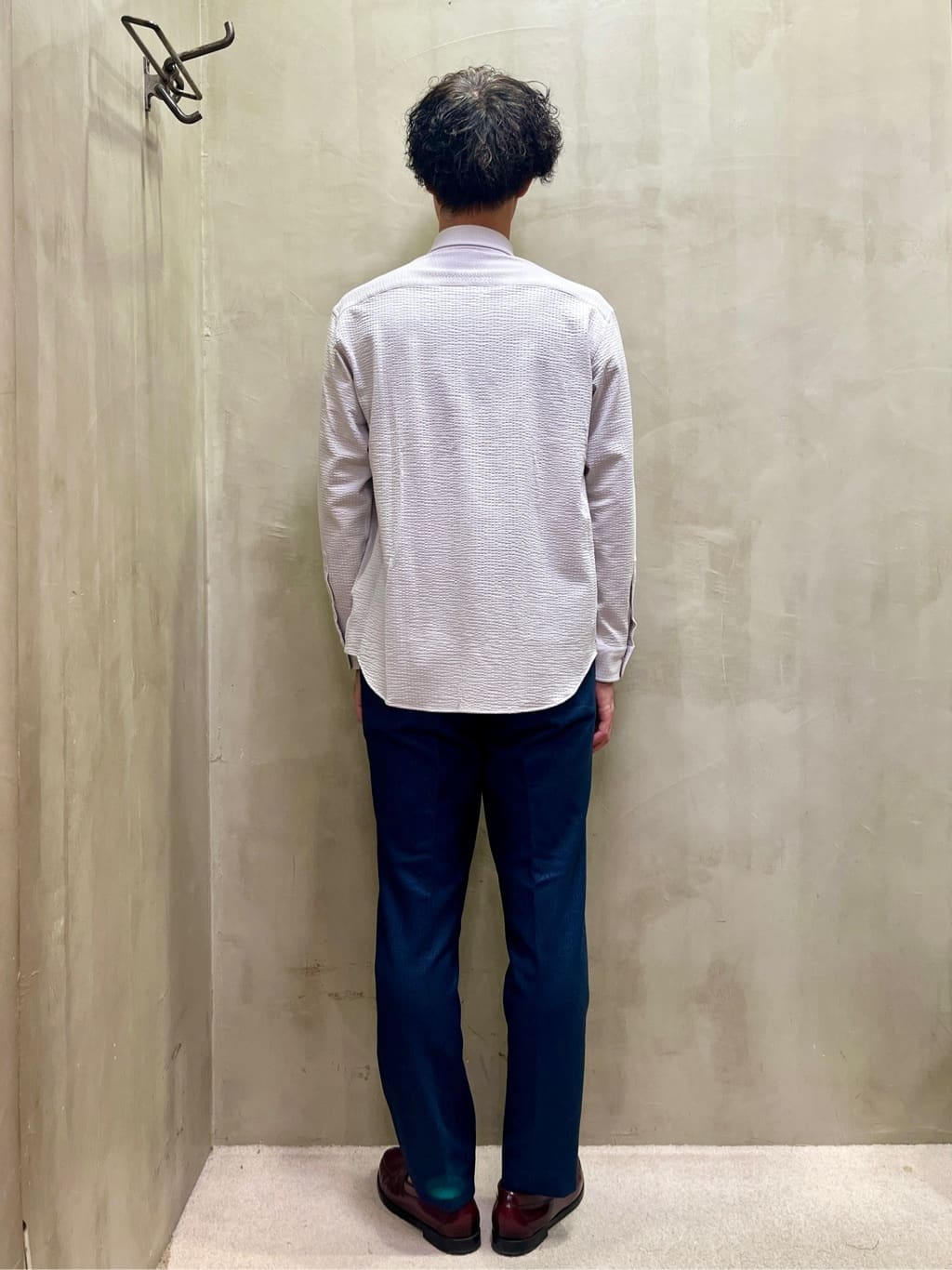 mutoさんの「TAKEO KIKUCHI｜【抗菌防臭/シーズンレス】シアサッカー ジャージシャツ」を使ったコーディネート
