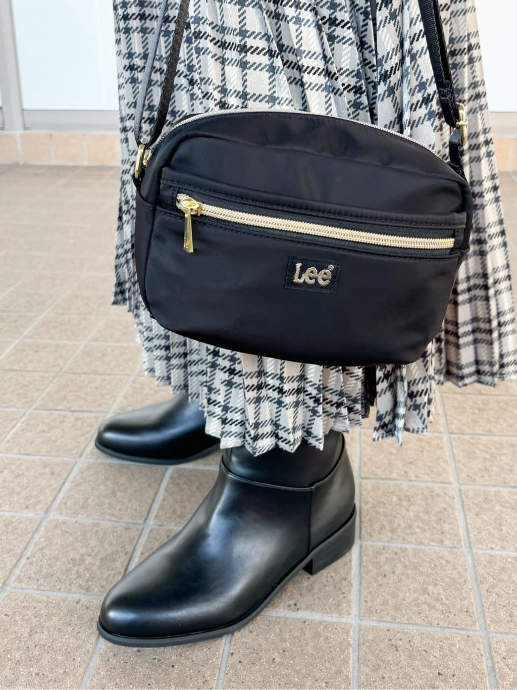 miさんの「grove｜【Lee別注】スクエアショルダー」を使ったコーディネート