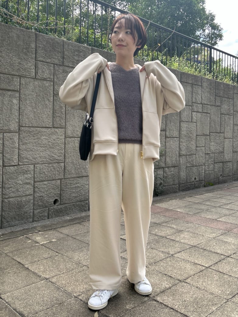 ga_riさんの「THE SHOP TK｜サフィアーノミニサコッシュ」を使ったコーディネート