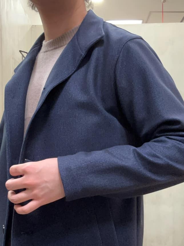 コウノ モトヤさんの「TAKEO KIKUCHI｜【DOWN FABRIC】ダウンファブリック スタンドカラーブルゾン」を使ったコーディネート