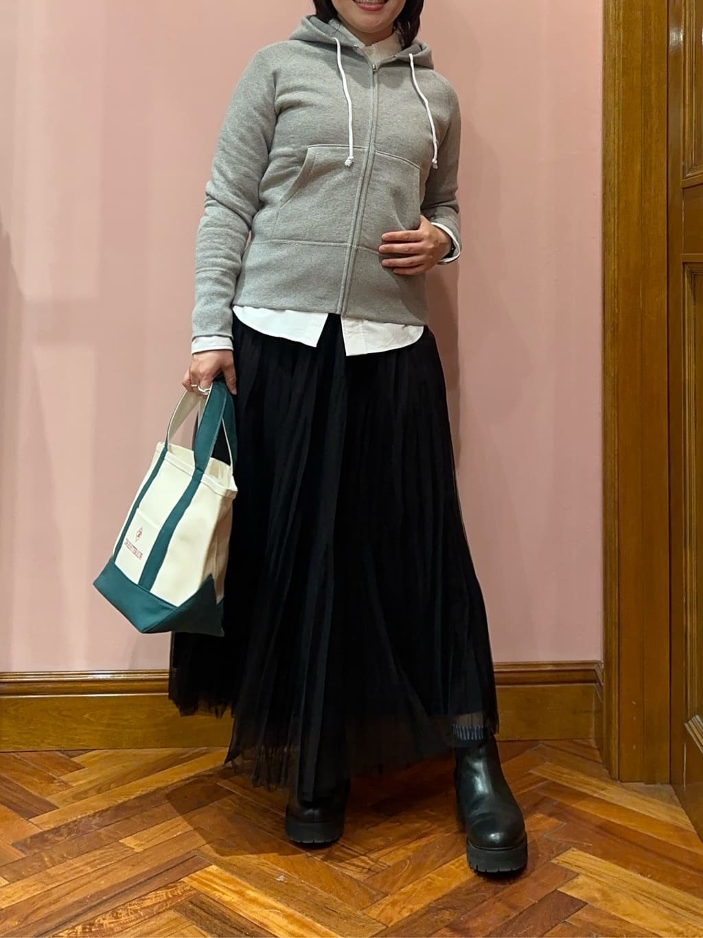 komatsuさんの「DRESSTERIOR｜デキシー吊裏毛ジップアップパーカ」を使ったコーディネート