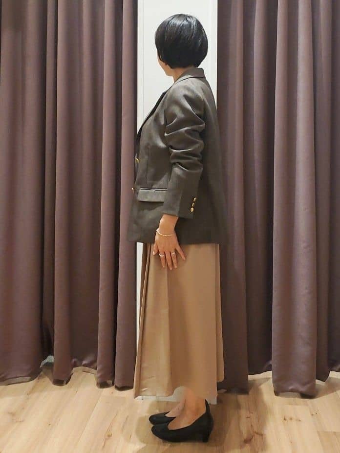 さくさんの「grove｜【人間工学】つつまれフィットパンプス【入卒対応可】」を使ったコーディネート