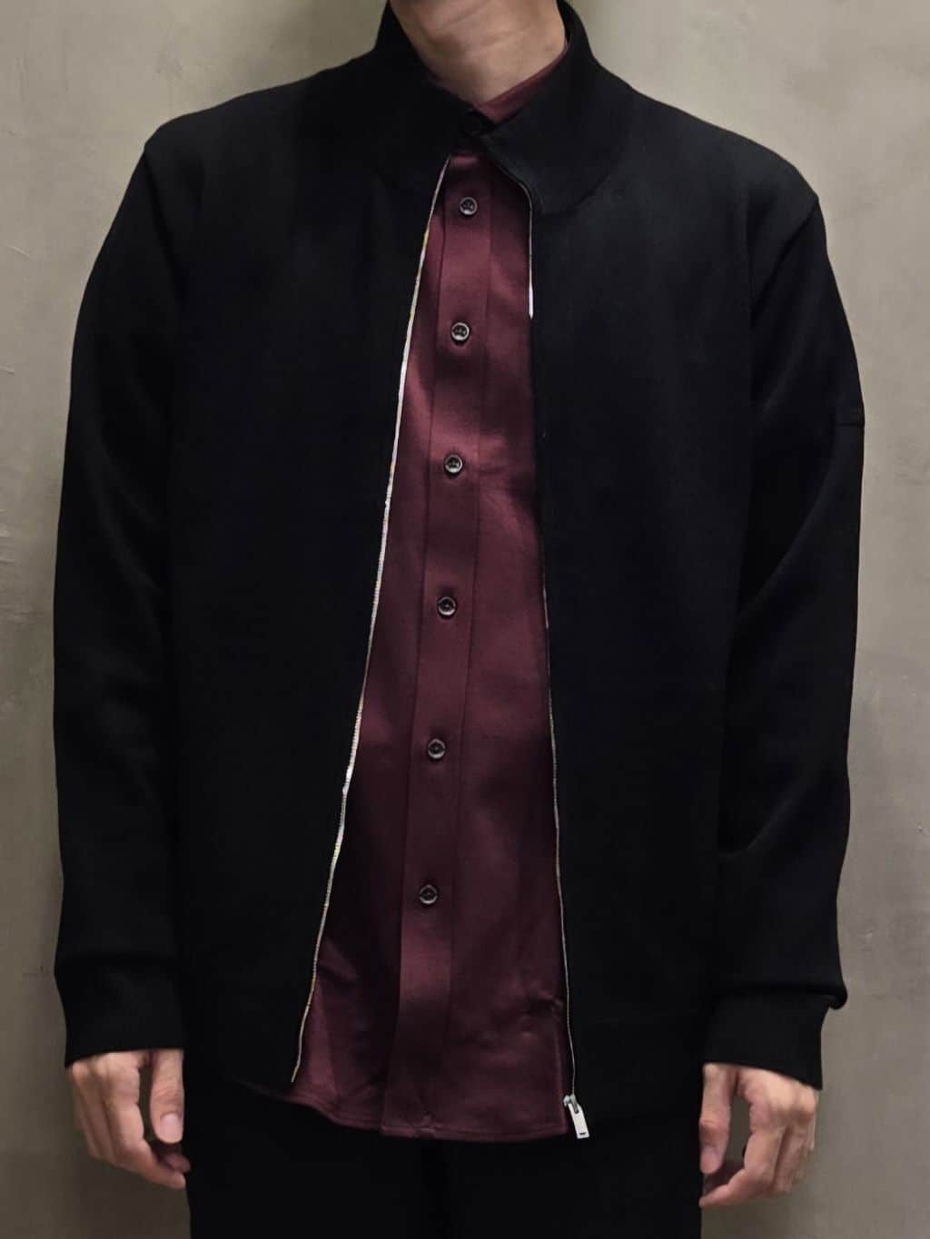 白木駆さんの「TAKEO KIKUCHI｜【オフィスカジュアル対応】ドレス チノパンツ」を使ったコーディネート