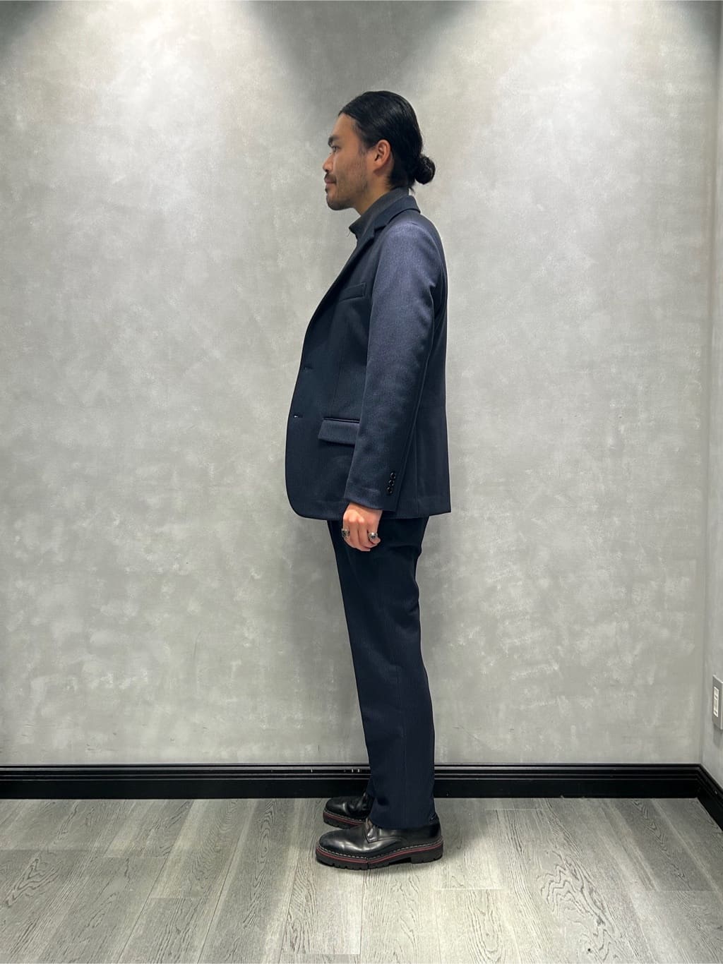 ☆さんの「TAKEO KIKUCHI｜【DOWN FABRIC】ダウンファブリック ドレスパンツ / セットアップ対応」を使ったコーディネート