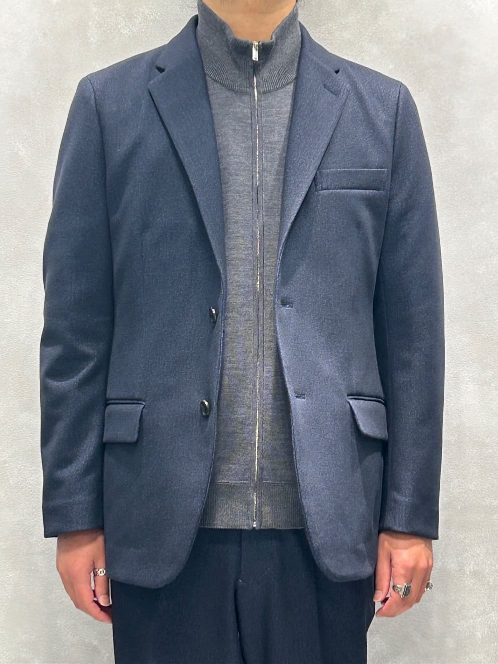 ☆さんの「TAKEO KIKUCHI｜【DOWN FABRIC】ダウンファブリック ドレスパンツ / セットアップ対応」を使ったコーディネート
