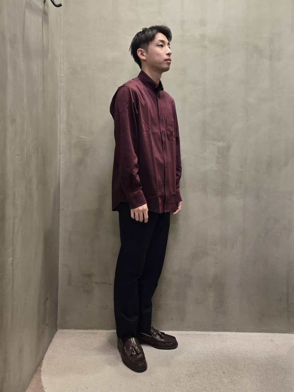 白木駆さんの「TAKEO KIKUCHI｜【オフィスカジュアル対応】ドレス チノパンツ」を使ったコーディネート