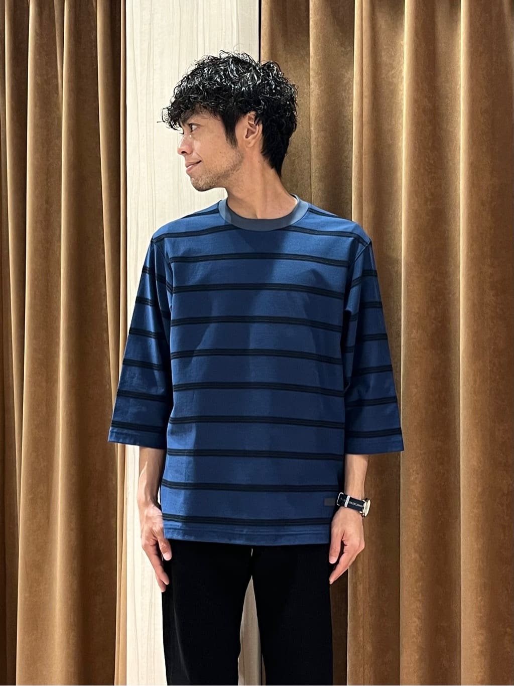 URAさんの「TAKEO KIKUCHI｜【Sサイズ～】ストレッチ デニム パンツ」を使ったコーディネート