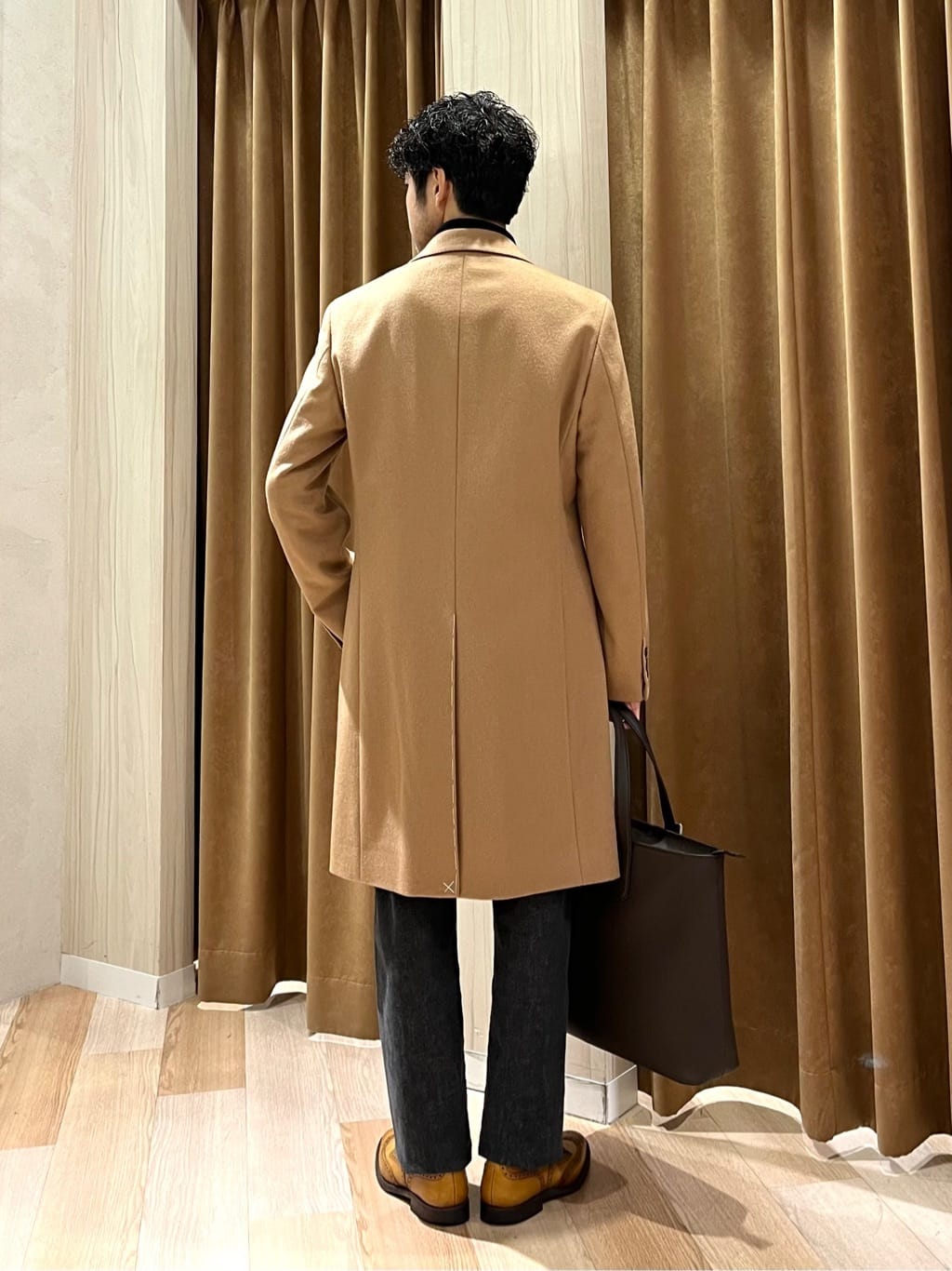URAさんの「TAKEO KIKUCHI｜ウールカシミヤブレンド チェスターコート」を使ったコーディネート